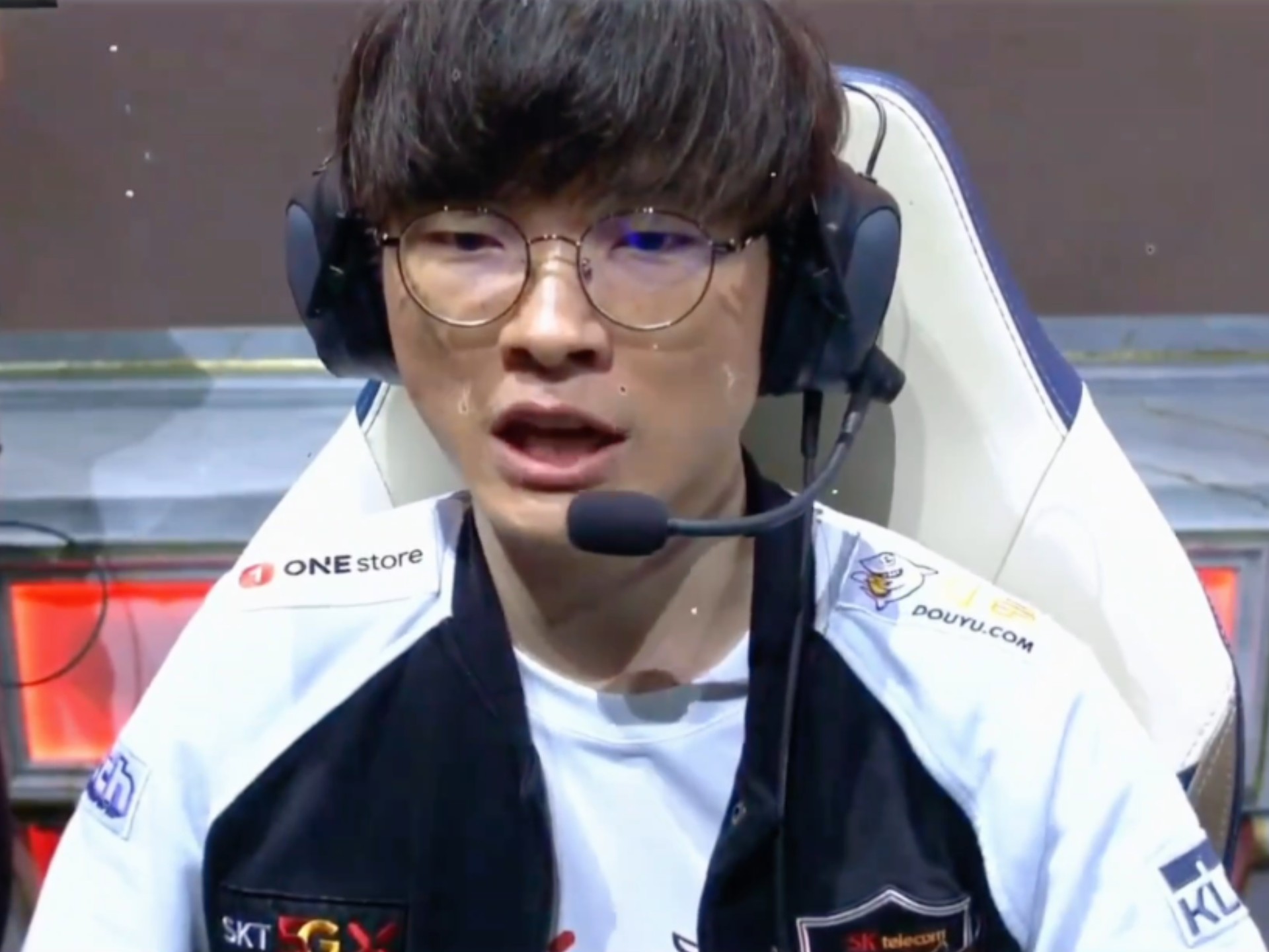 ayx-Faker遭遇十持续失利，德国队教练压力巨大！